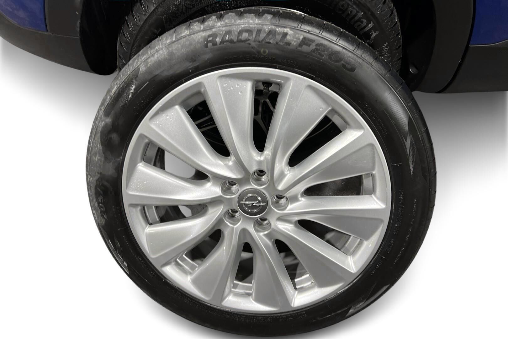 Opel Grandland iso kuva 23