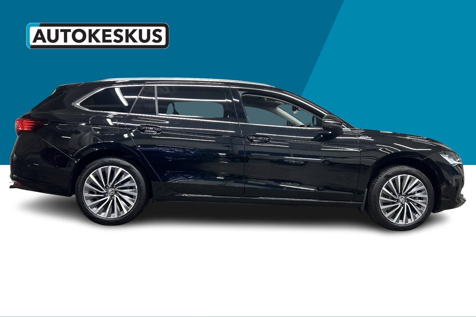 Skoda Superb iso kuva 3