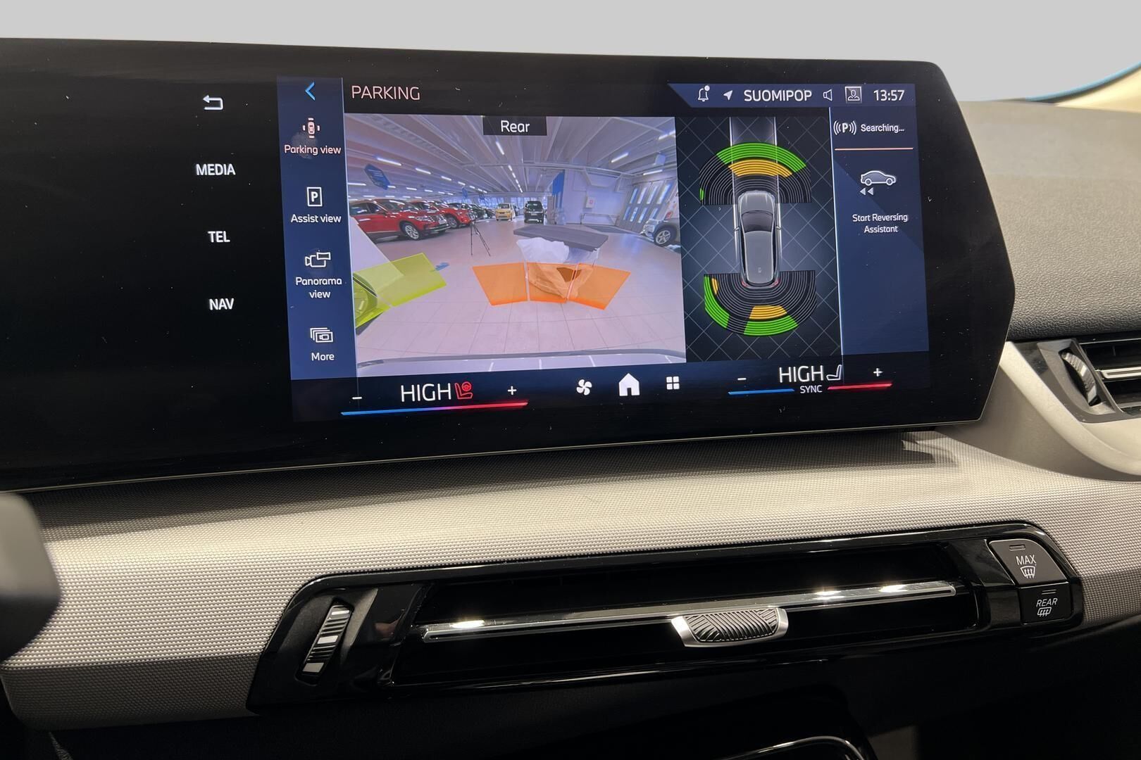 BMW 2-SARJA iso kuva 12