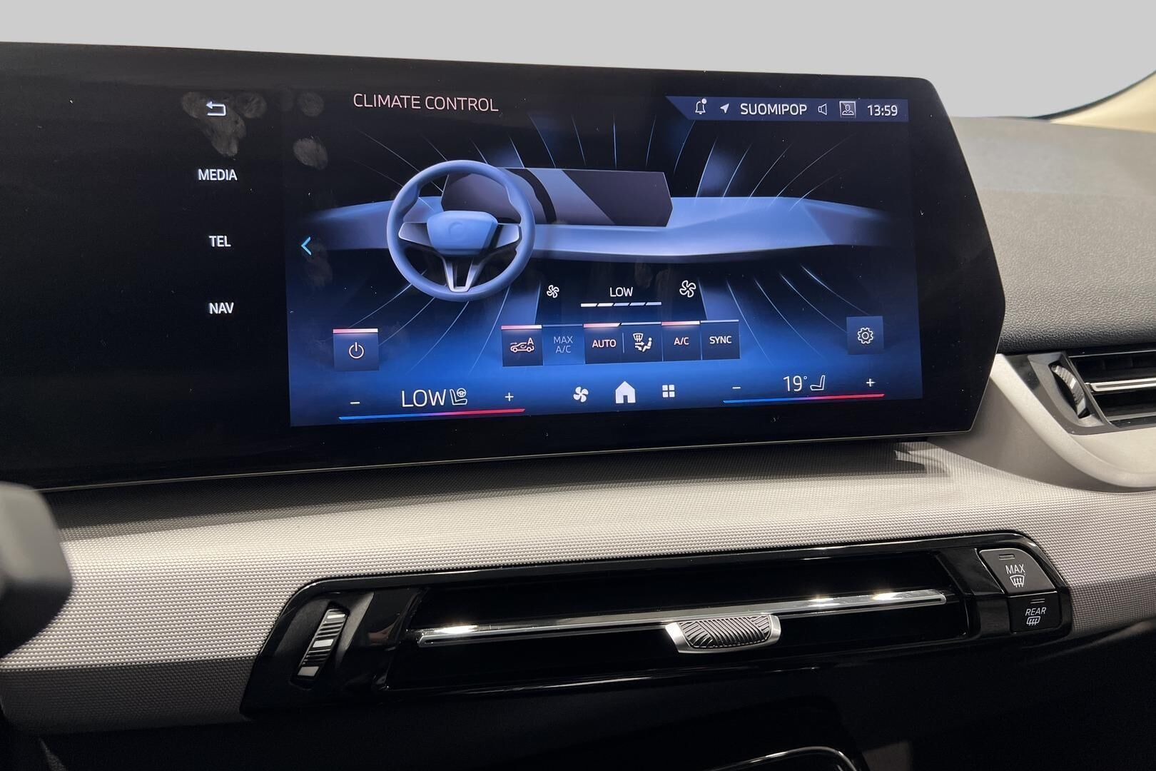 BMW 2-SARJA iso kuva 16