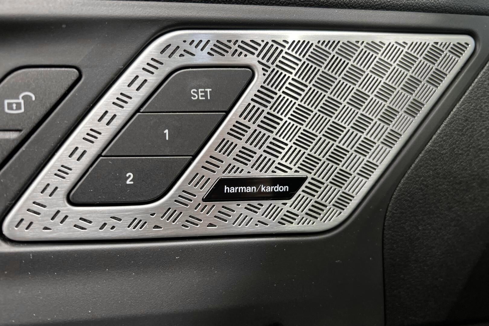 BMW 2-SARJA iso kuva 25