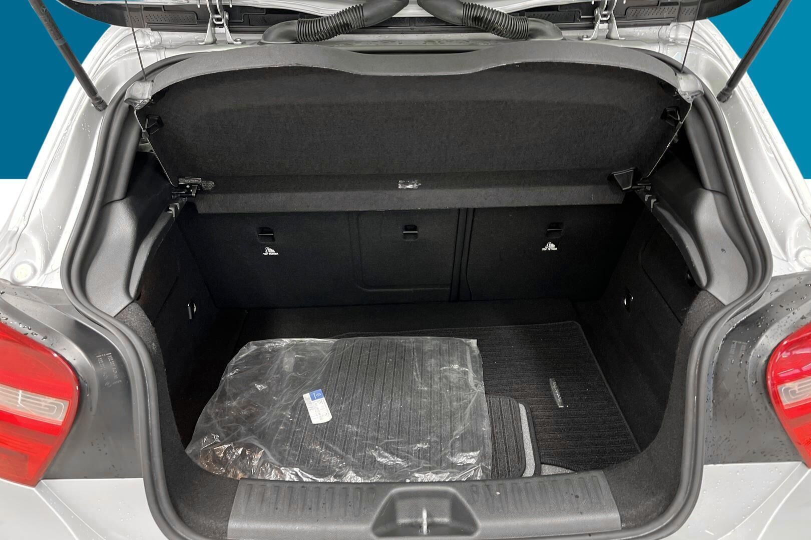 Mercedes-Benz A iso kuva 12