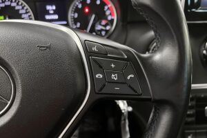 Mercedes-Benz A esikatselu 18