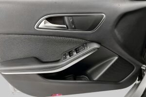 Mercedes-Benz A esikatselu 20