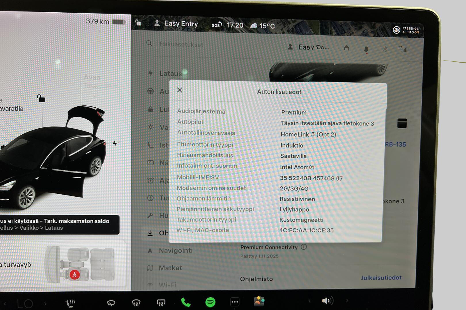 Tesla Model 3 iso kuva 18