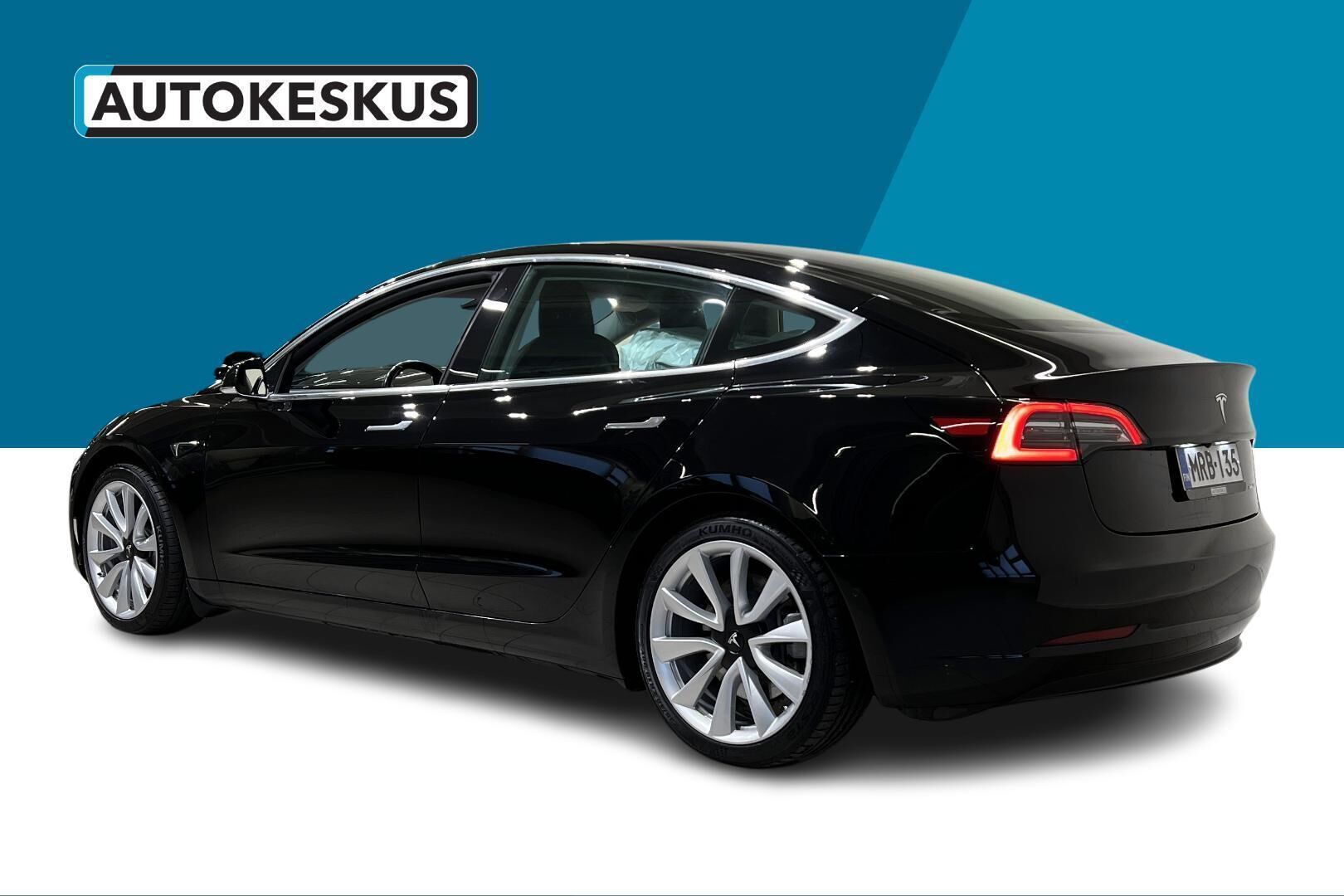 Tesla Model 3 iso kuva 8