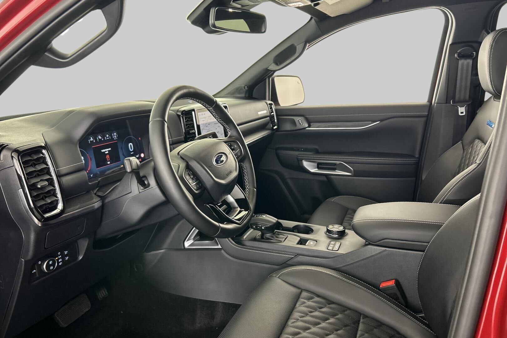 Ford Ranger iso kuva 5