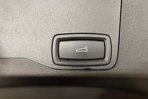 Porsche Taycan esikatselu 14