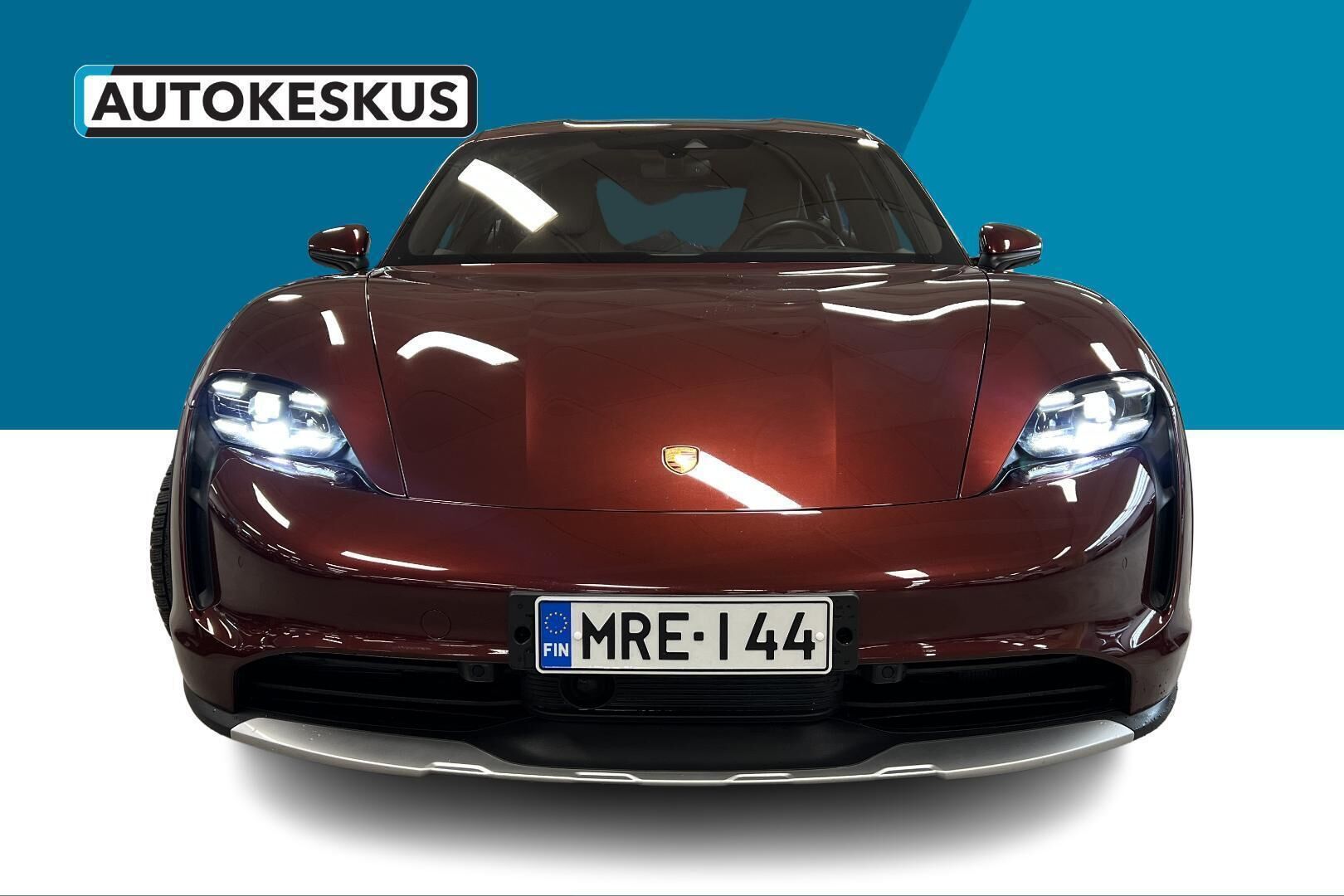 Porsche Taycan iso kuva 15