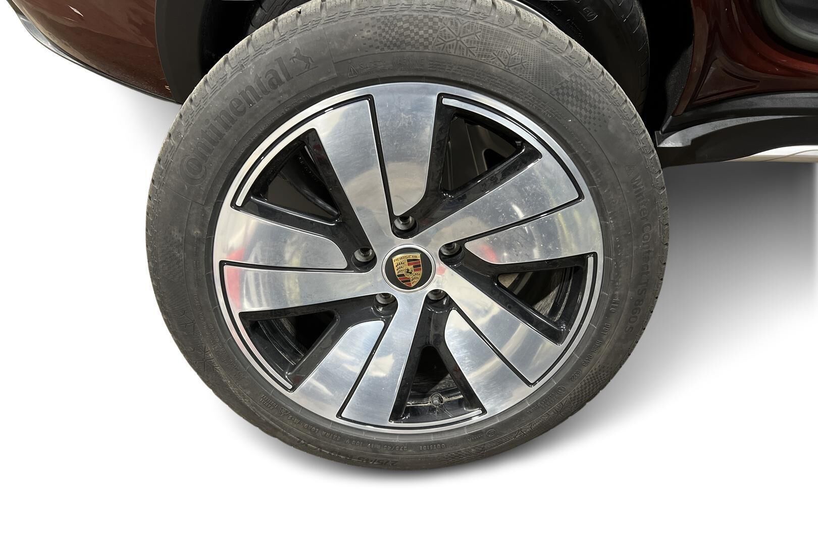 Porsche Taycan iso kuva 24