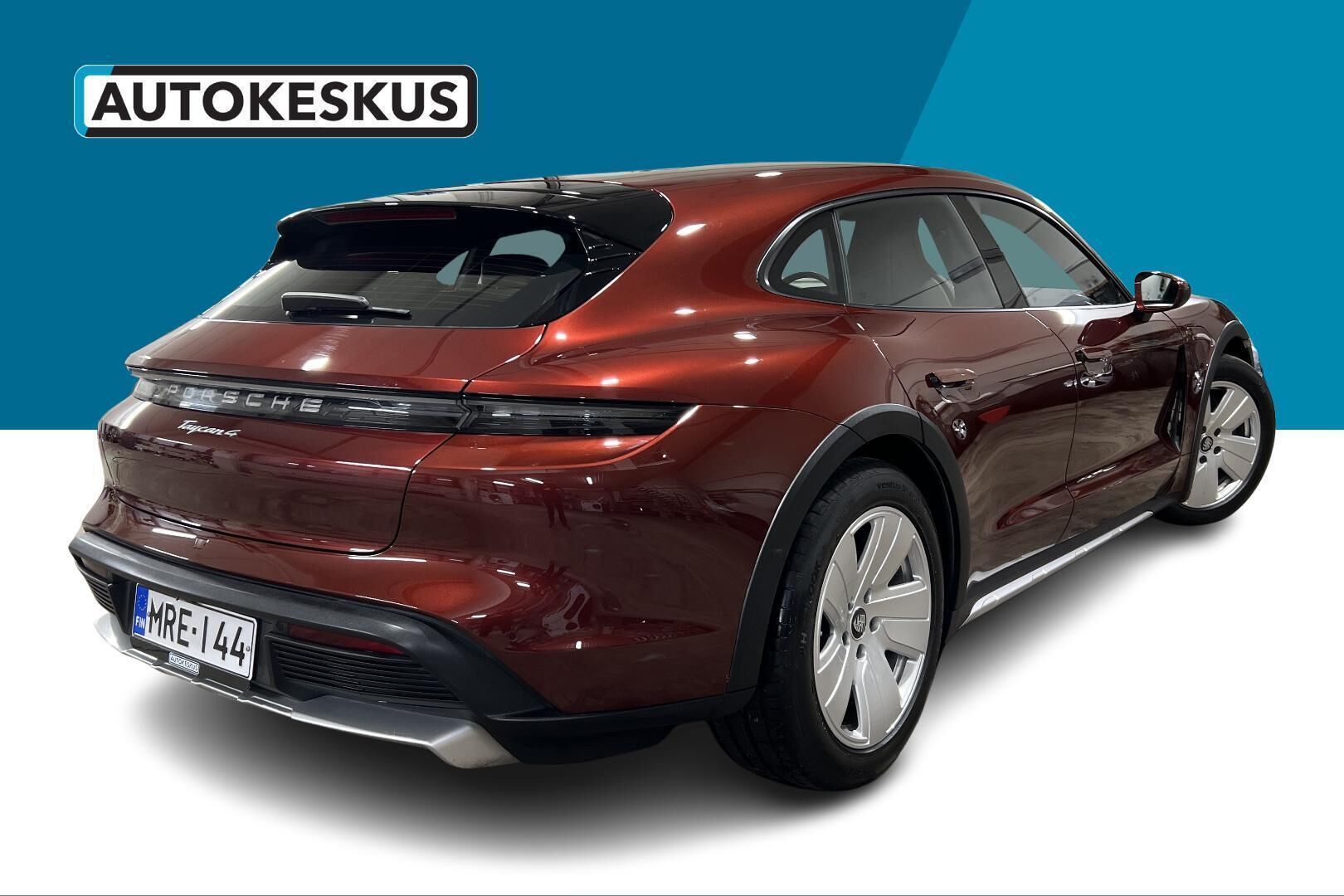 Porsche Taycan iso kuva 5
