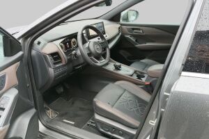 Nissan Qashqai esikatselu 1