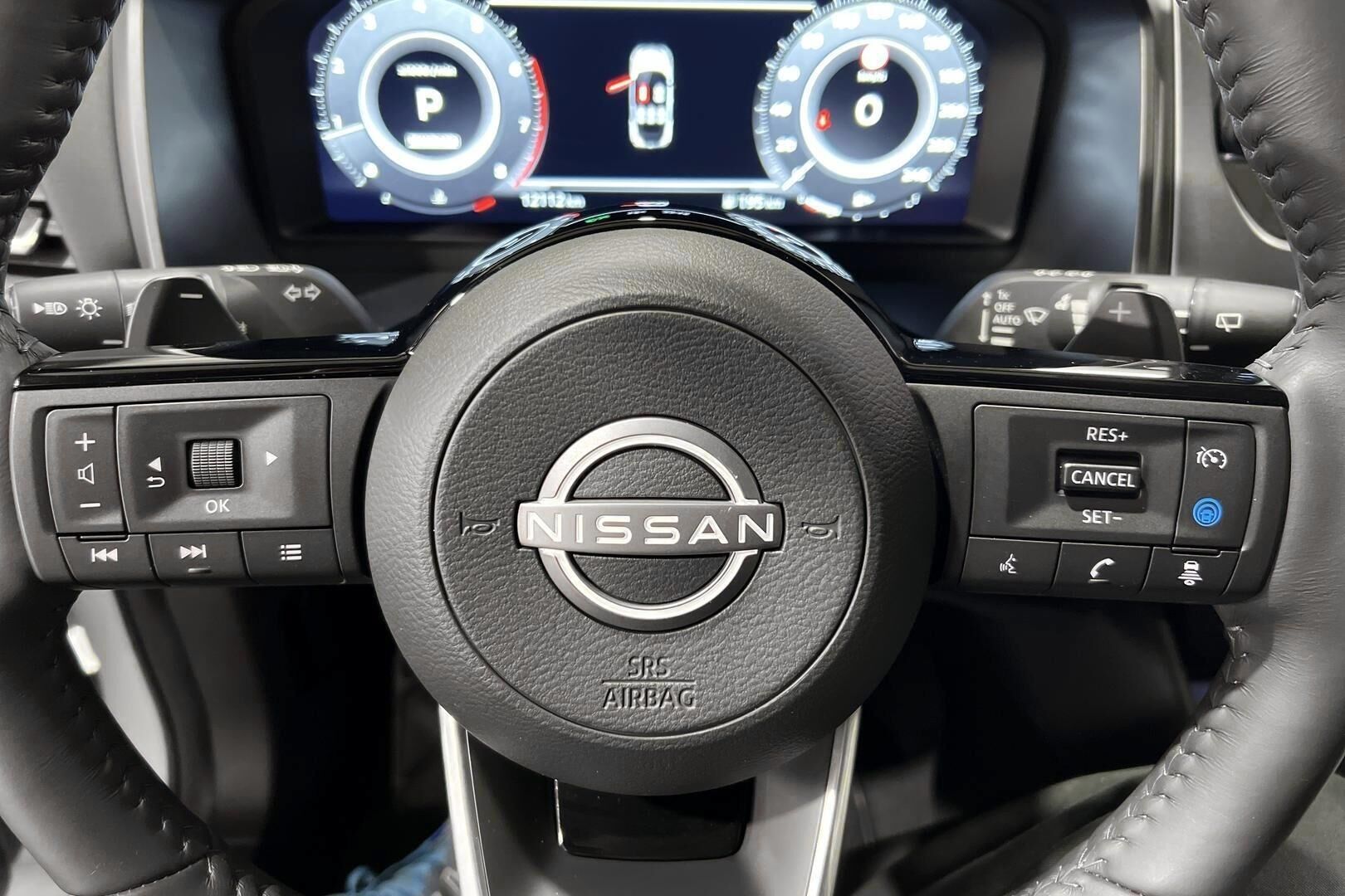 Nissan Qashqai iso kuva 13