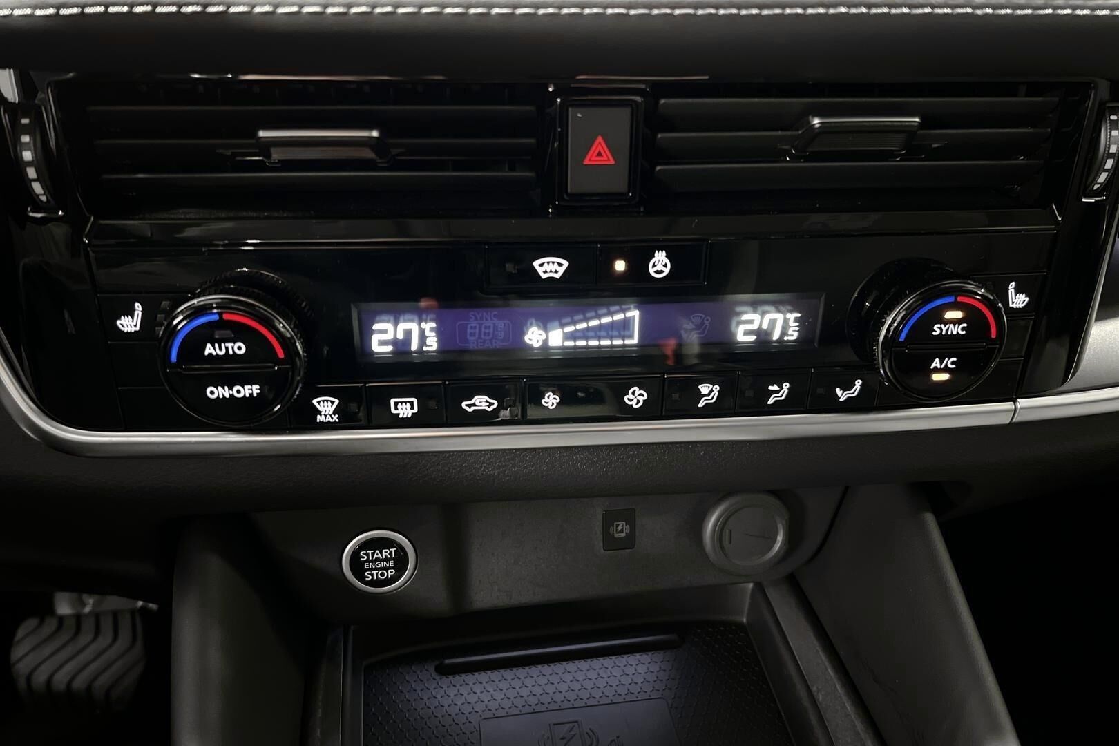 Nissan Qashqai iso kuva 15