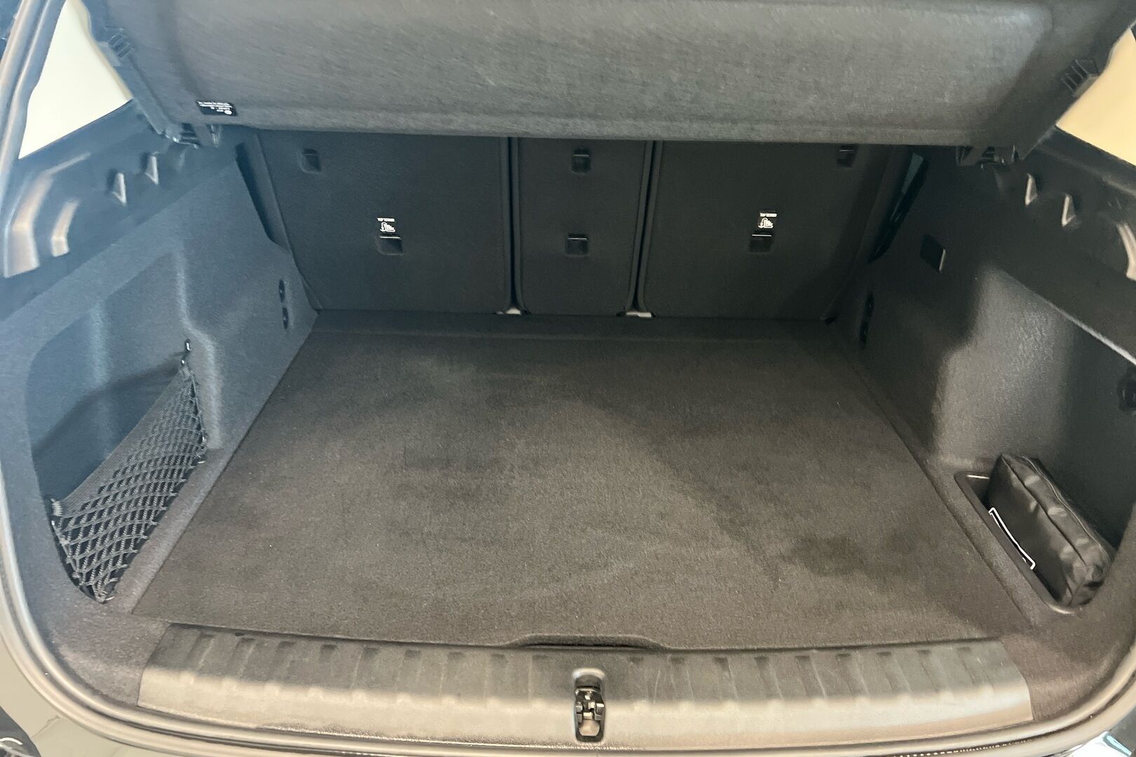 BMW X1 iso kuva 9