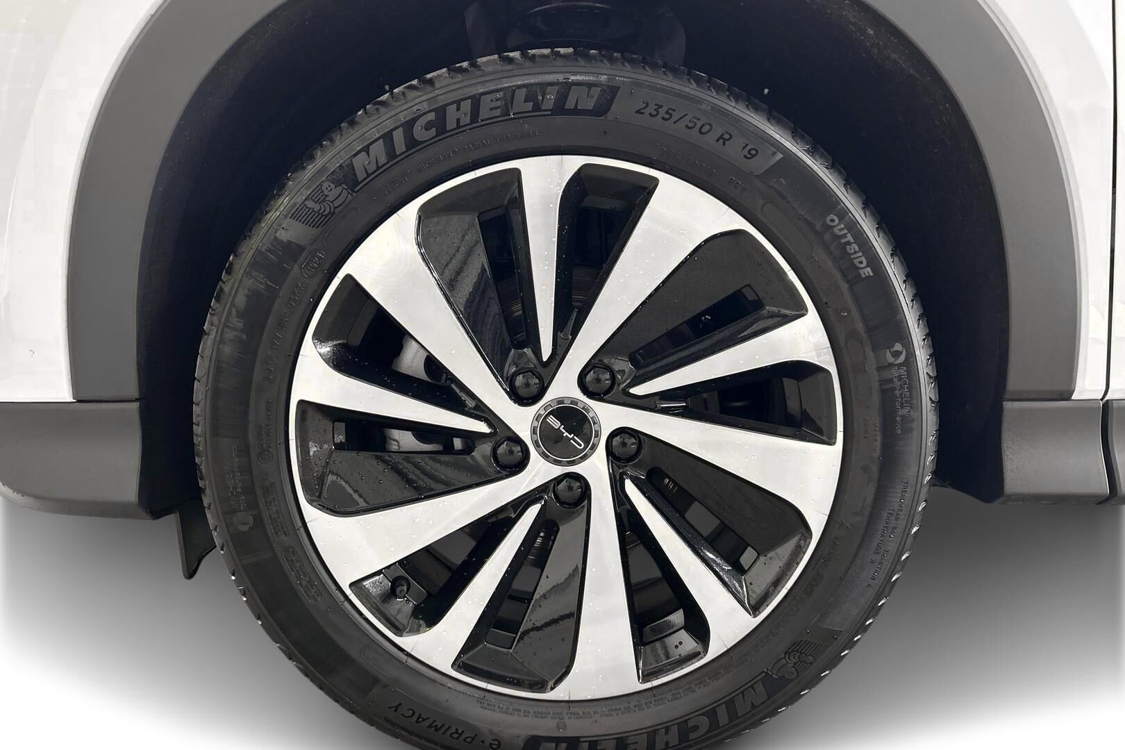 BYD Seal U iso kuva 12