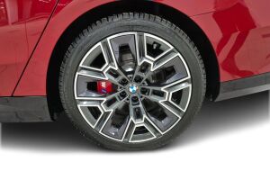 BMW i5 esikatselu 12