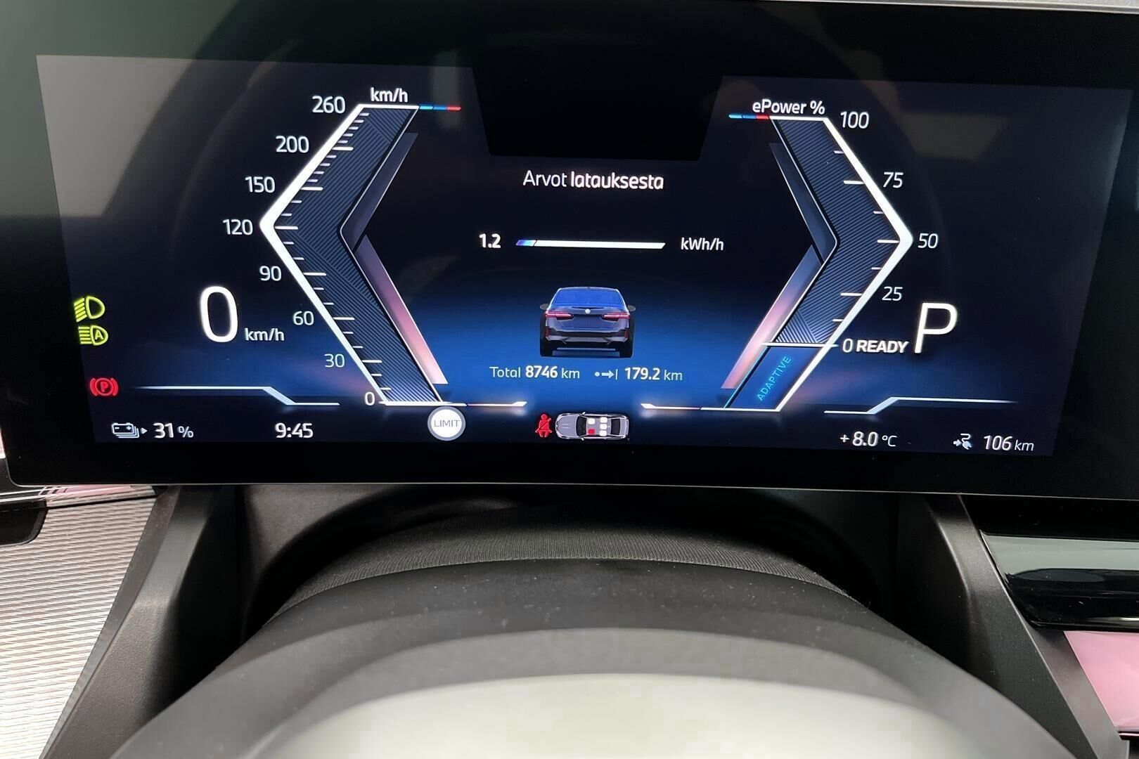 BMW i5 iso kuva 13