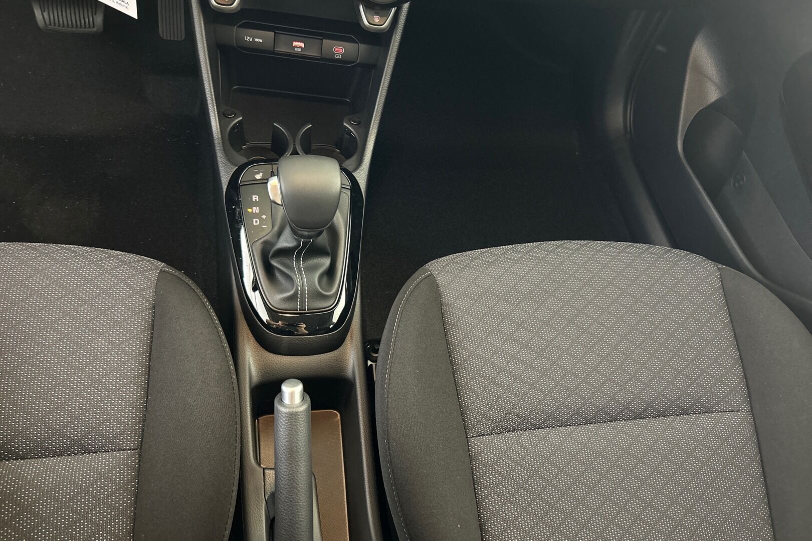 KIA Picanto iso kuva 15