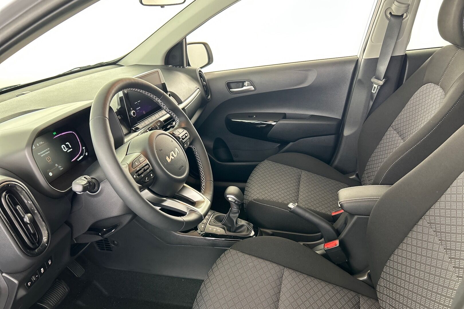 KIA Picanto iso kuva 4