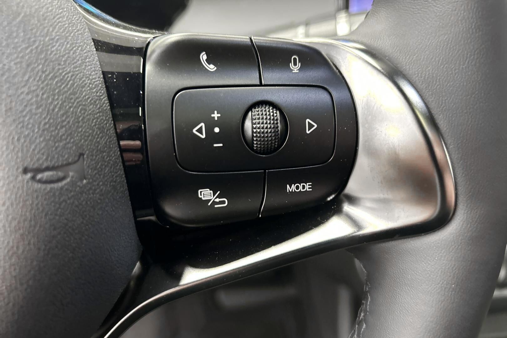 BYD Atto 3 iso kuva 16