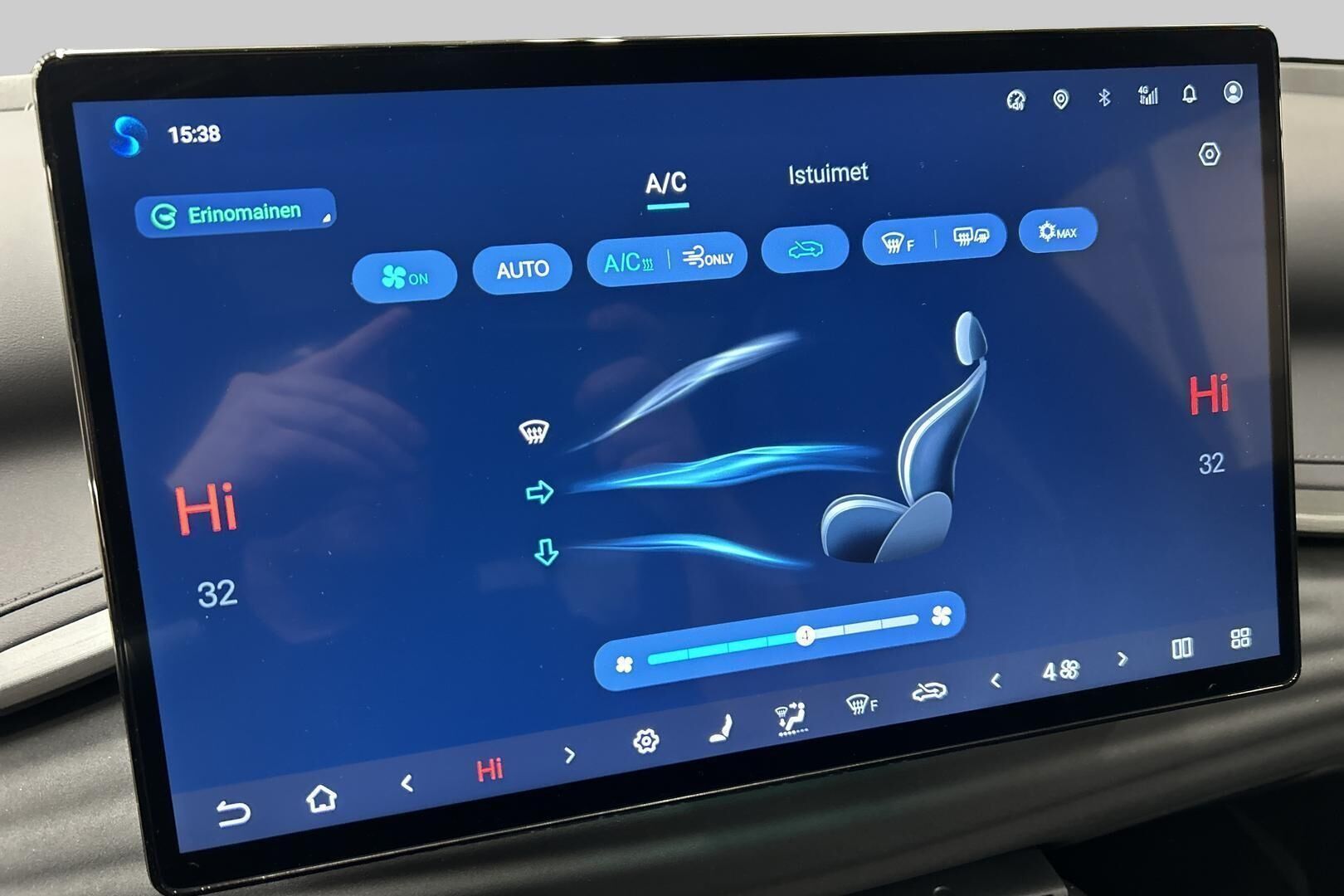 BYD Atto 3 iso kuva 20