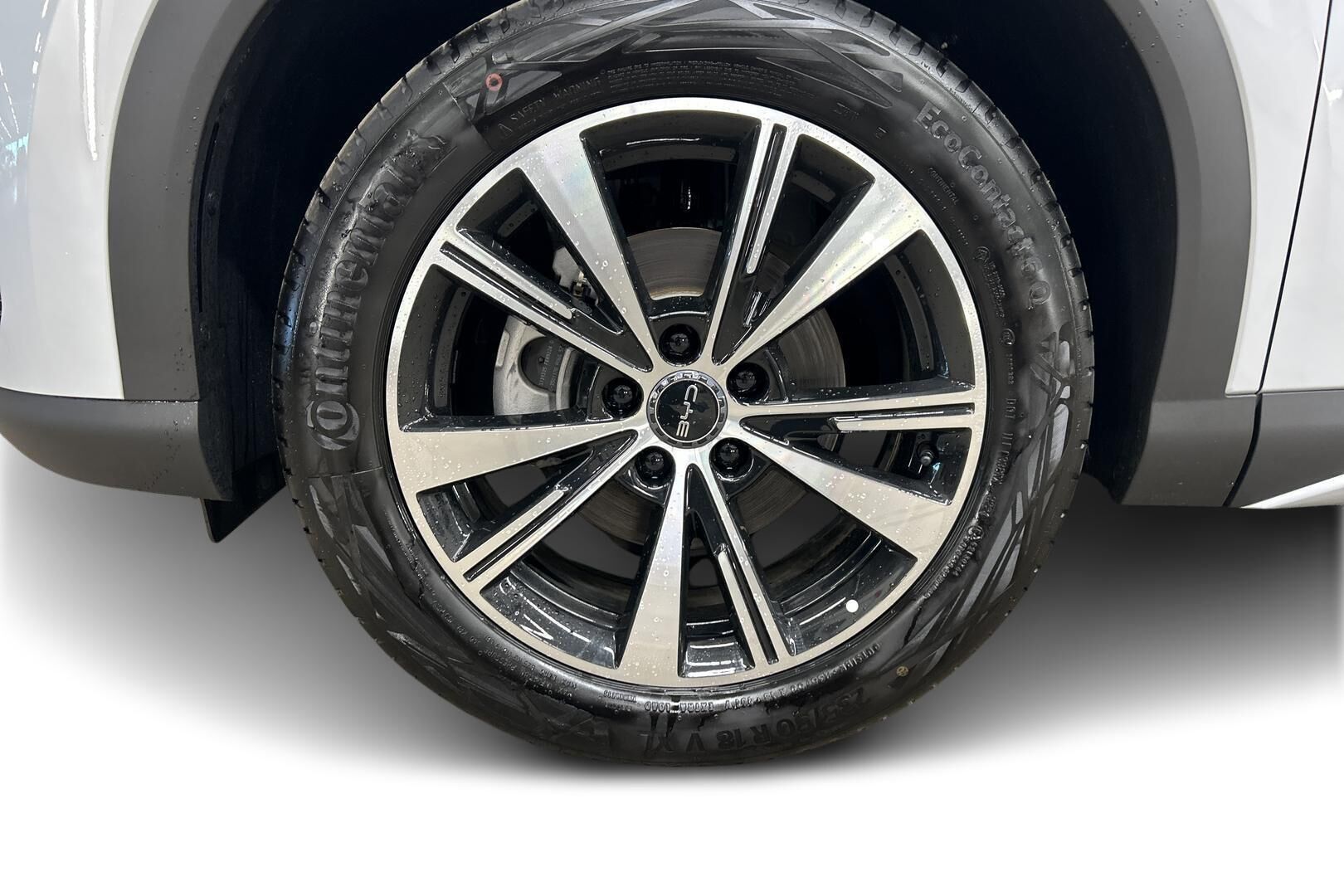 BYD Atto 3 iso kuva 10