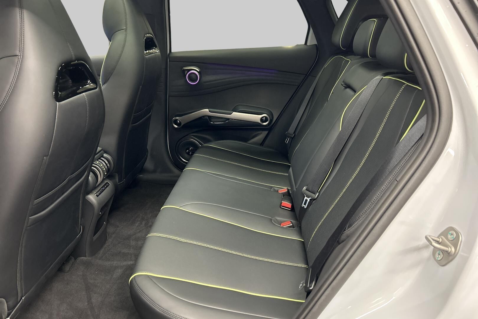 BYD Atto 3 iso kuva 7