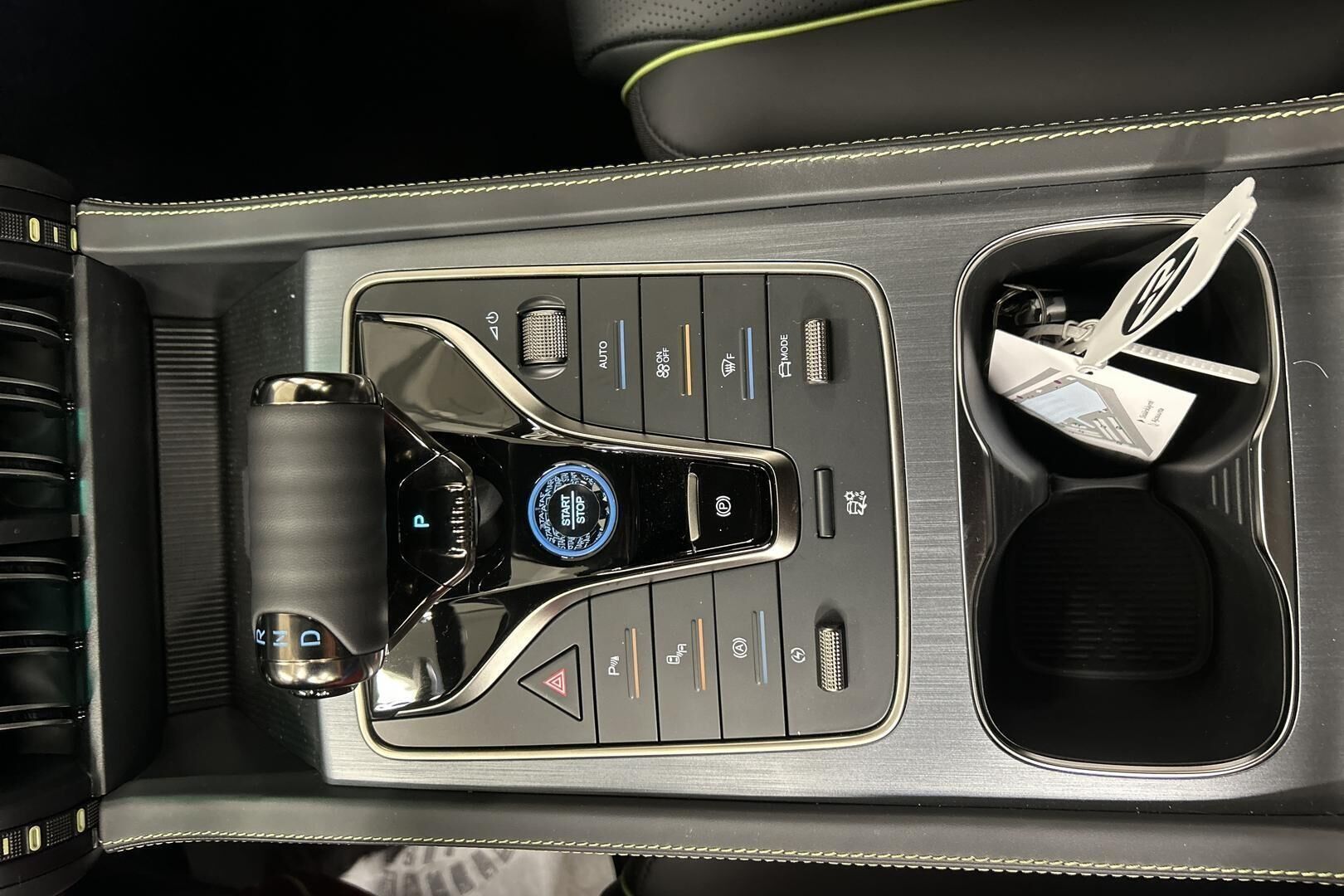 BYD Atto 3 iso kuva 17