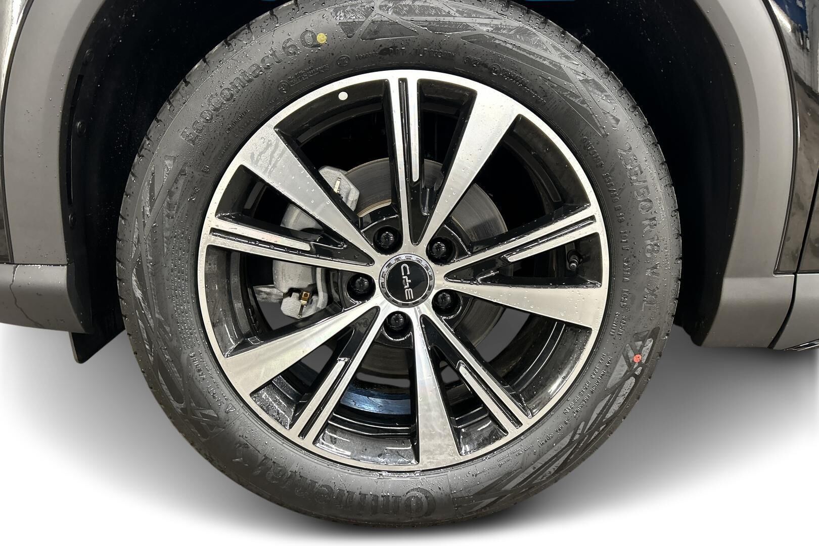 BYD Atto 3 iso kuva 12