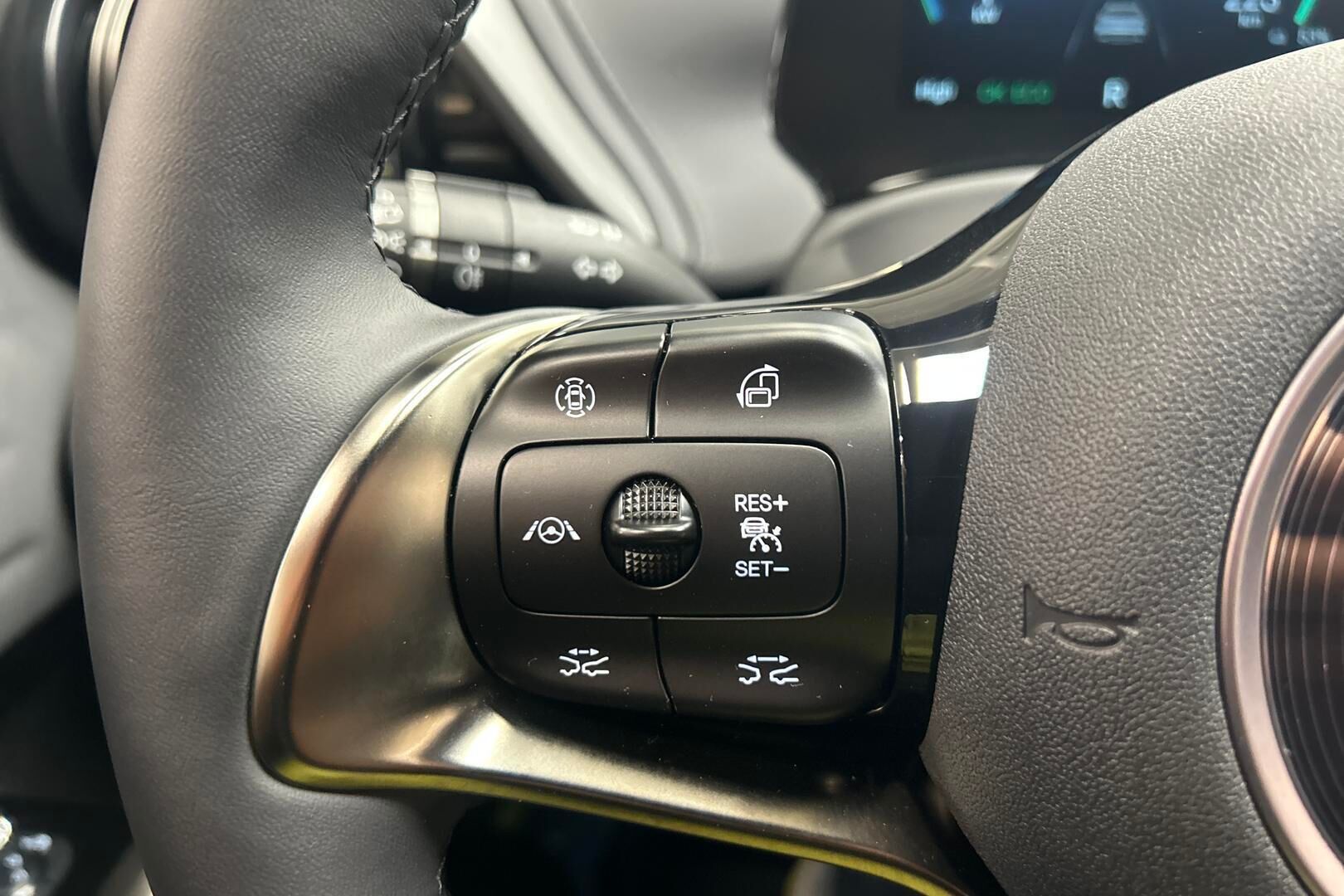 BYD Atto 3 iso kuva 17
