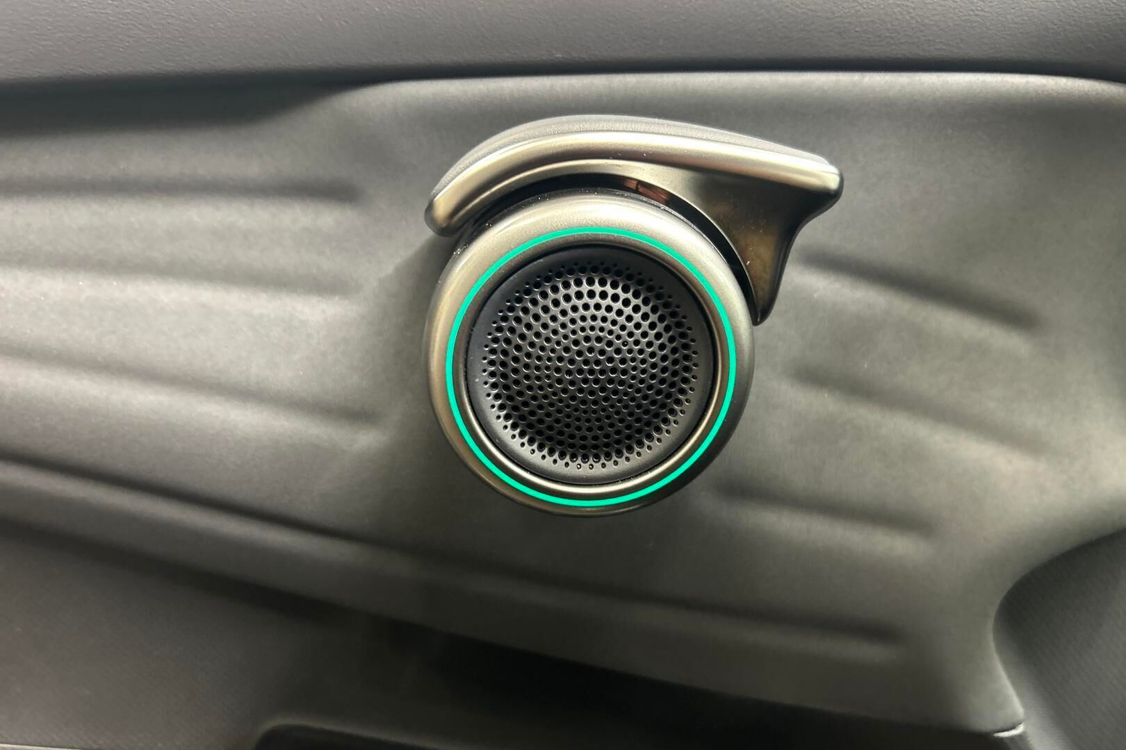 BYD Atto 3 iso kuva 19