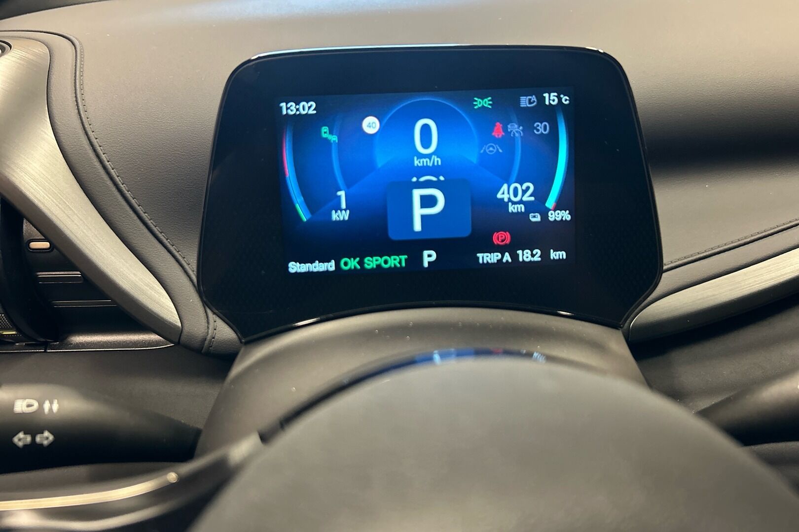 BYD Atto 3 iso kuva 19