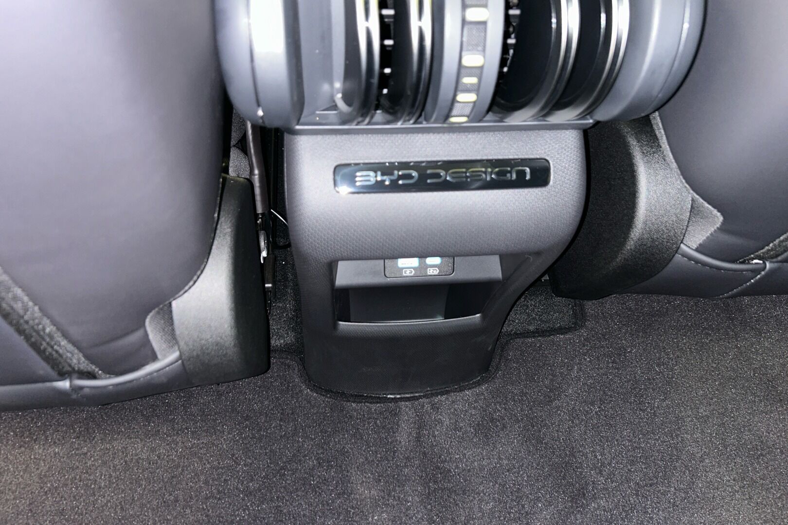 BYD Atto 3 iso kuva 22