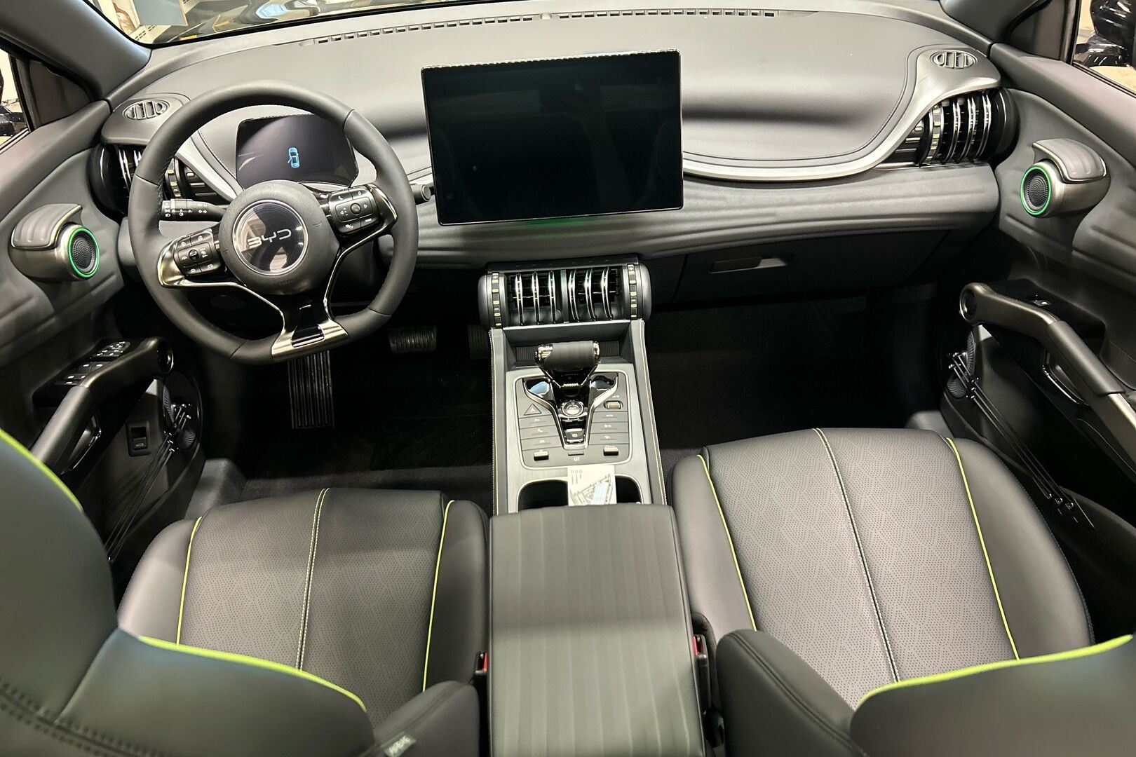 BYD Atto 3 iso kuva 3