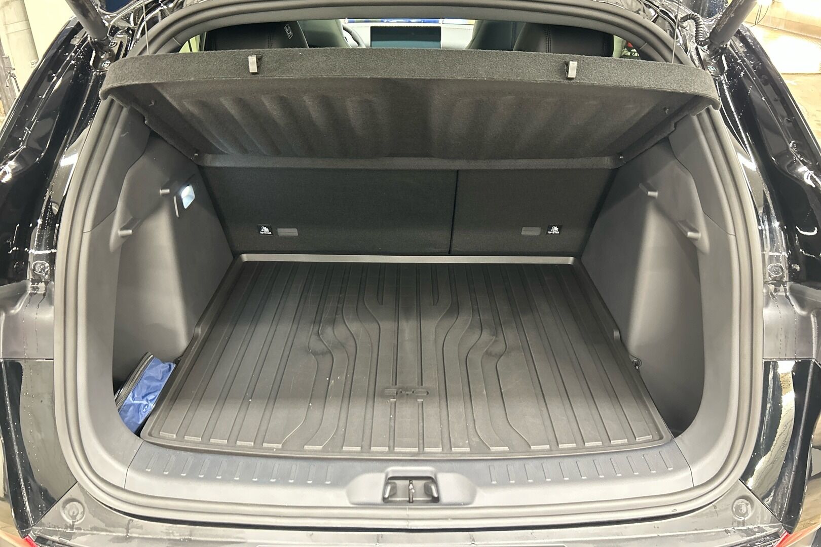 BYD Atto 3 iso kuva 4