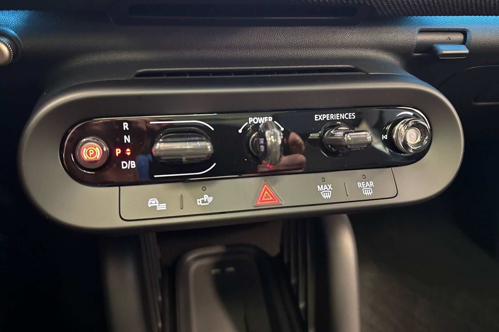 Mini Aceman iso kuva 17