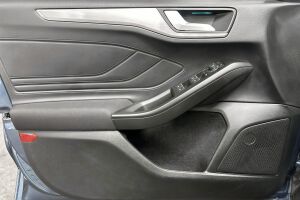 Ford Focus esikatselu 14
