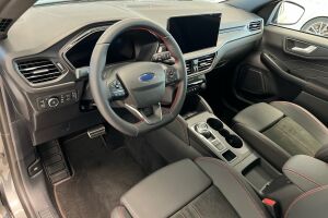 Ford Kuga esikatselu 11