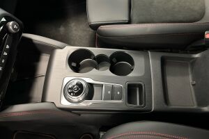 Ford Kuga esikatselu 15