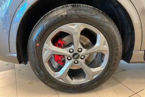 Ford Kuga esikatselu 7