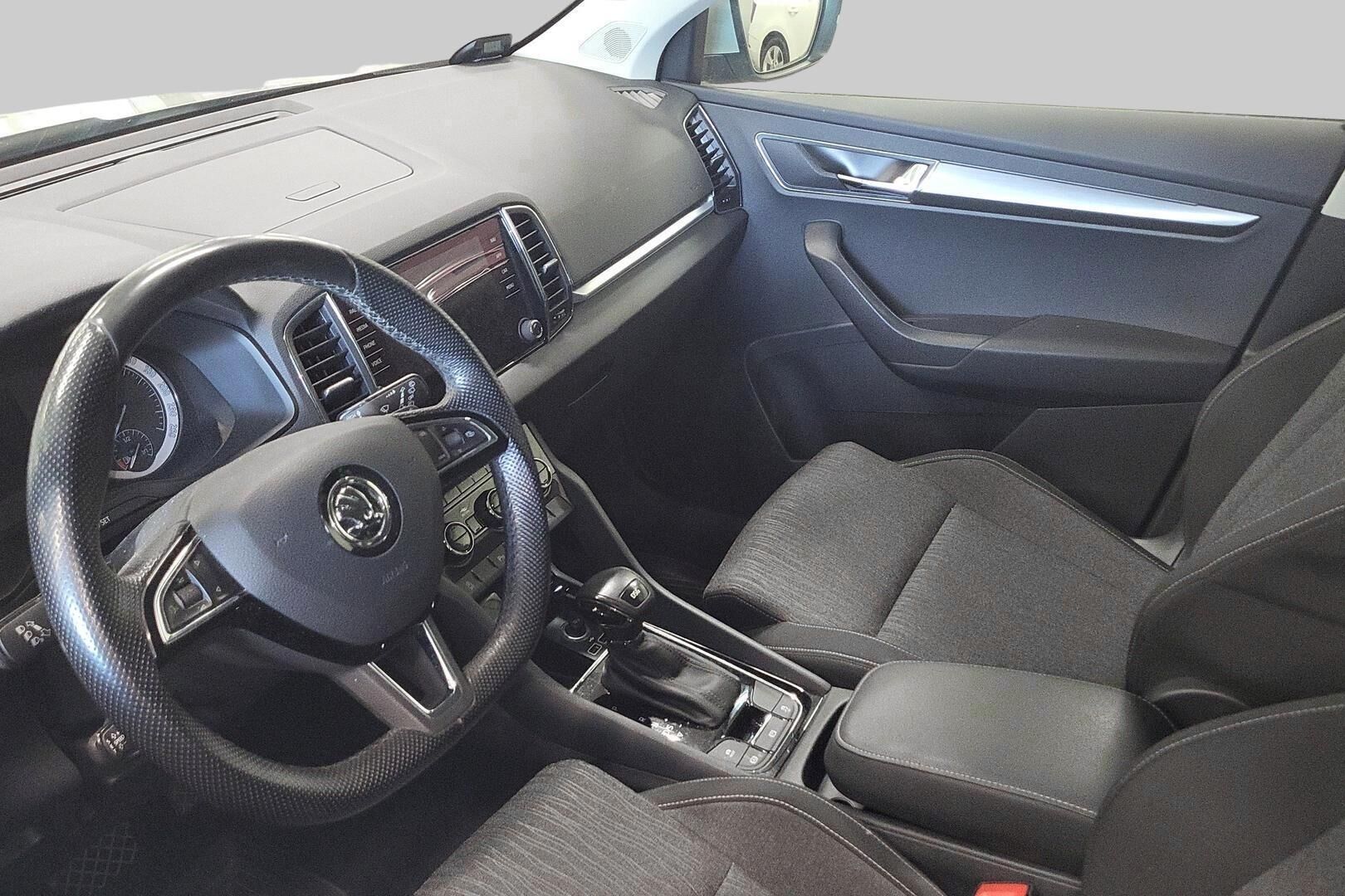Skoda Karoq iso kuva 1