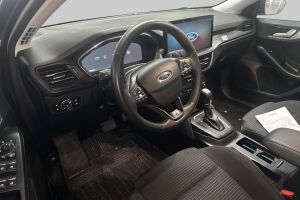 Ford Focus esikatselu 2