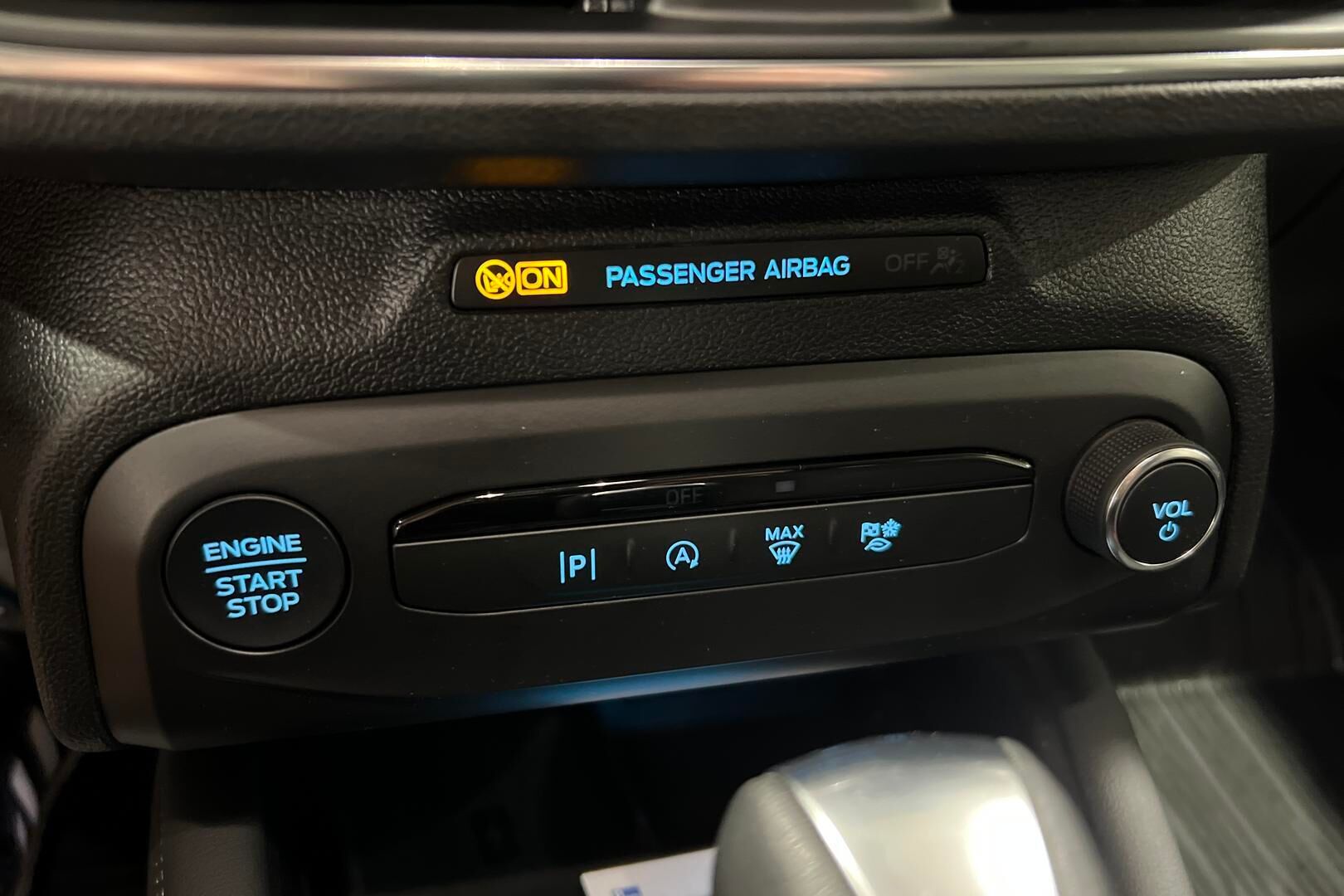 Ford Focus iso kuva 25