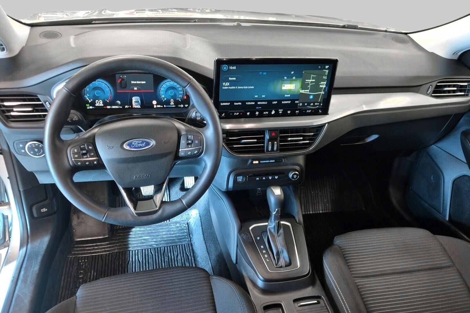 Ford Focus iso kuva 8