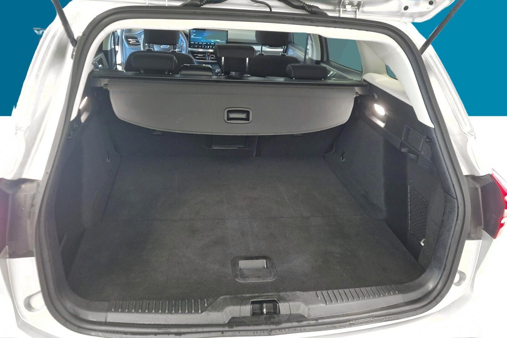 Ford Focus iso kuva 23