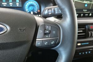 Ford Focus esikatselu 13