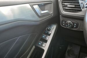 Ford Focus esikatselu 15