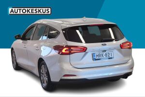 Ford Focus esikatselu 22