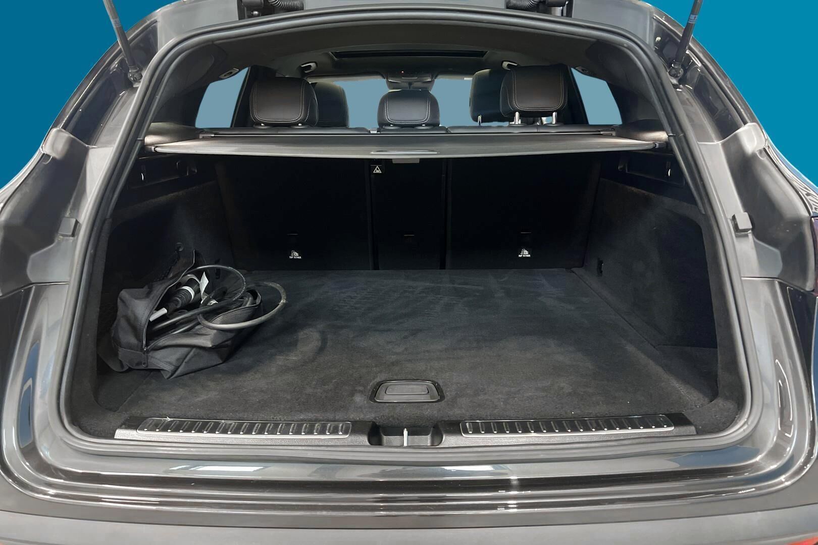 MERCEDES-BENZ EQC iso kuva 11